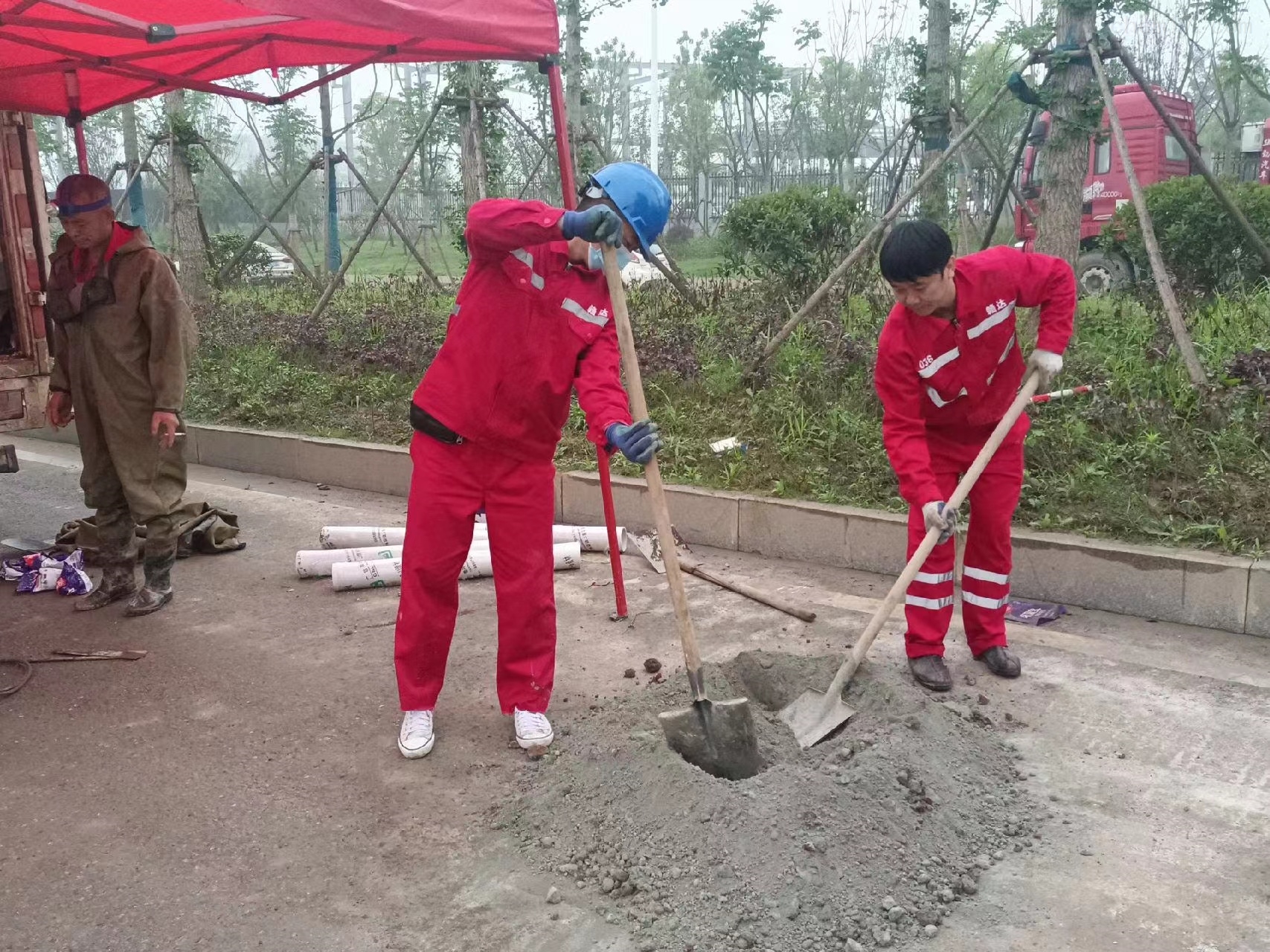 带岭管道疏通哪家好】及时进行市政管道清淤