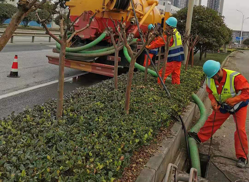 带岭市政管道清淤