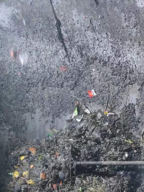 带岭污水池清理